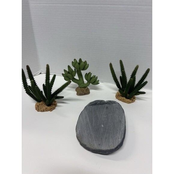 Lot Of 4 Aquarium Pieces For Any enclosure - Picture 5 of 5